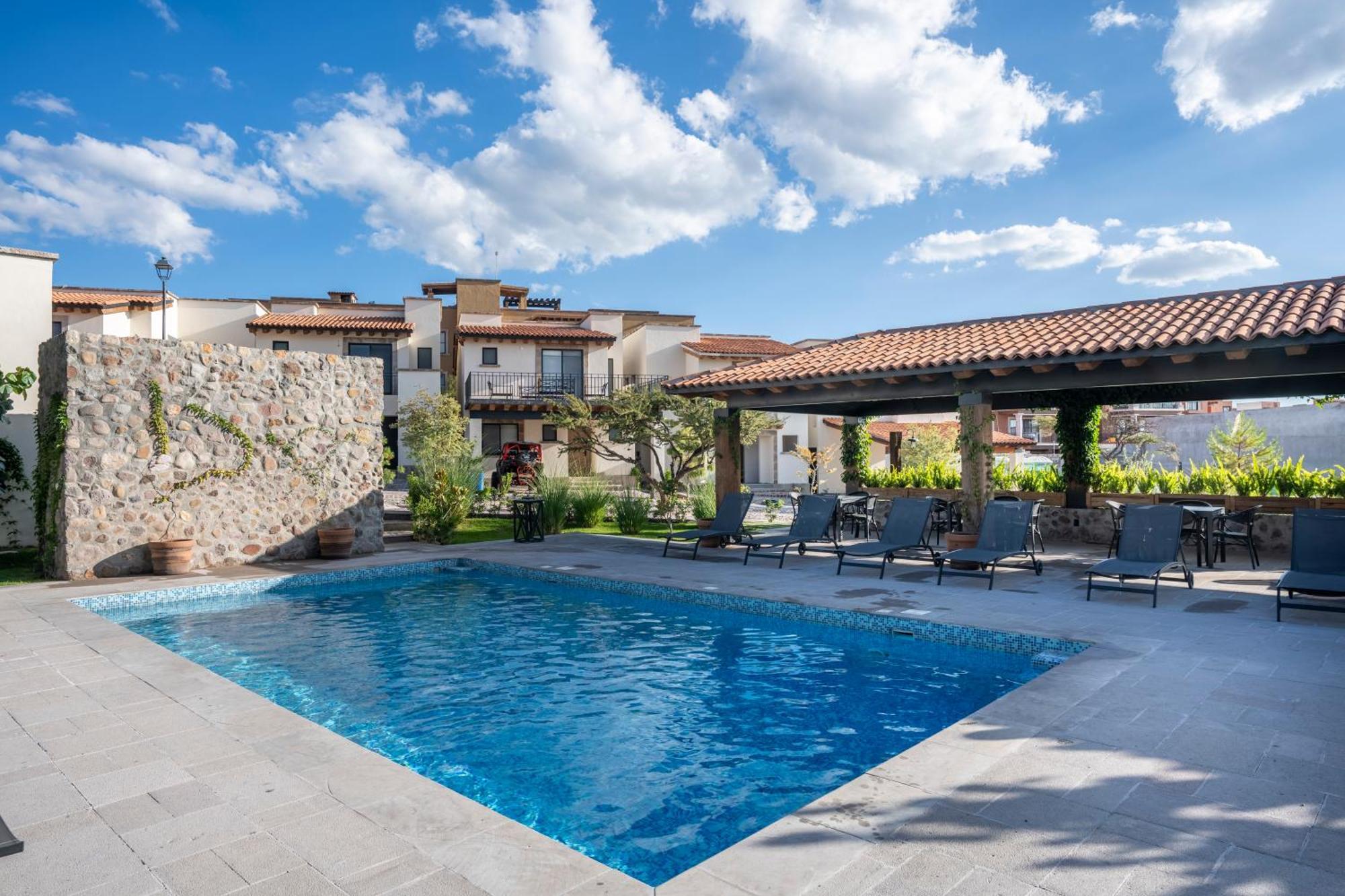 Private Sanctuary 4Br Home With Pool And Gym 산미겔데아옌데 외부 사진