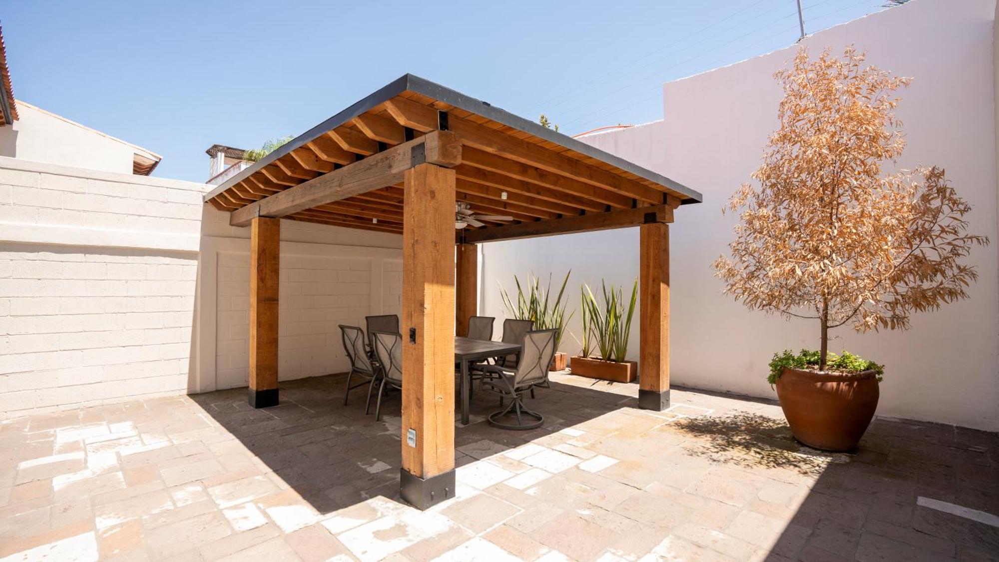 Private Sanctuary 4Br Home With Pool And Gym 산미겔데아옌데 외부 사진