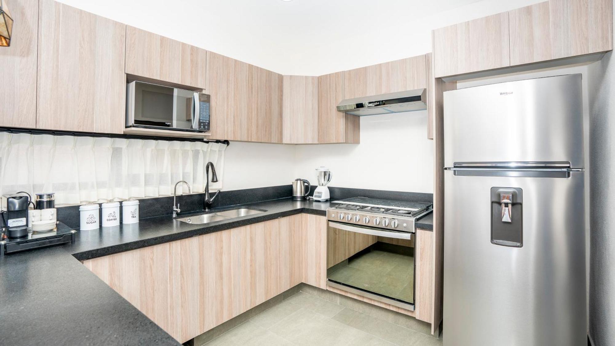 Private Sanctuary 4Br Home With Pool And Gym 산미겔데아옌데 외부 사진
